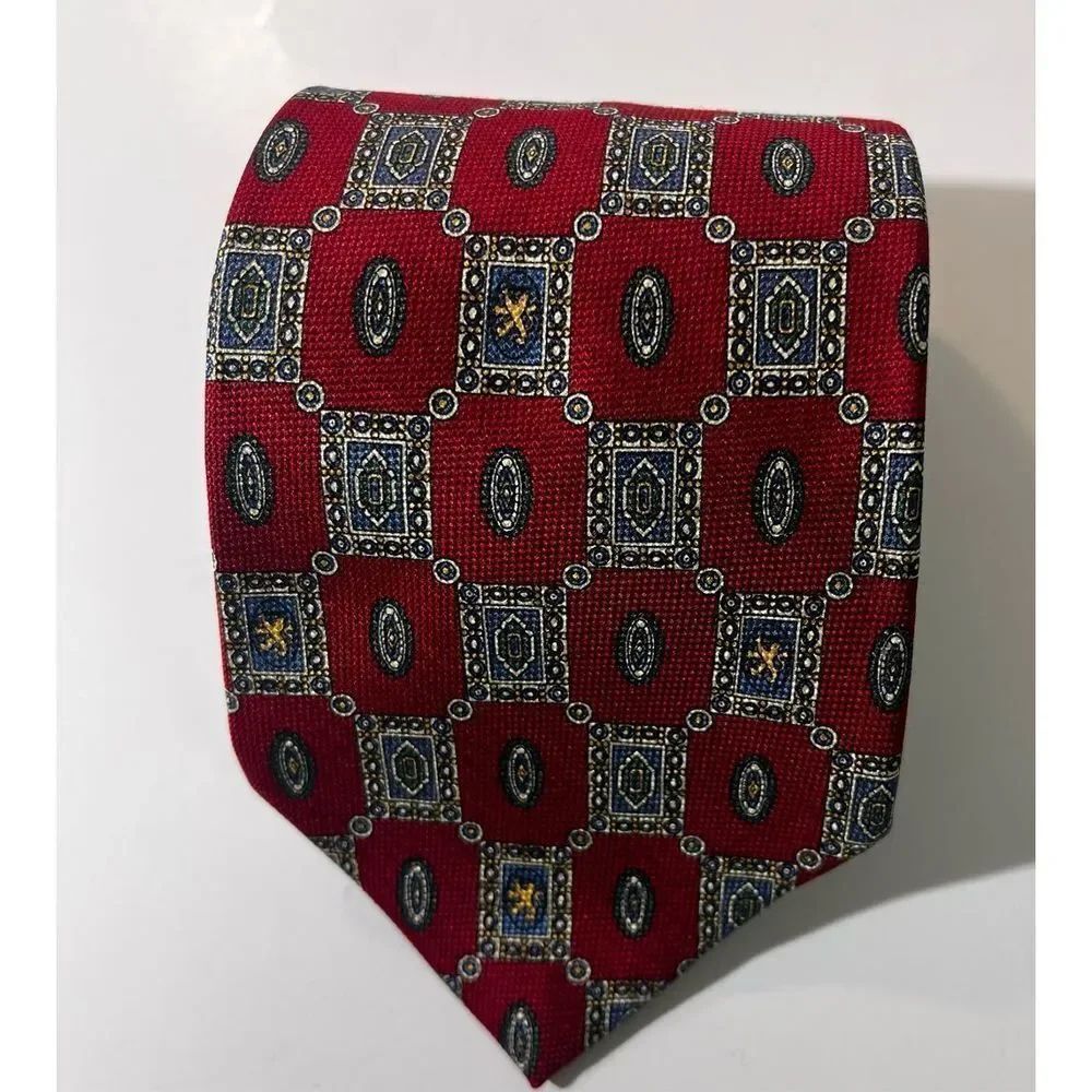 Tommy Hilfiger tie